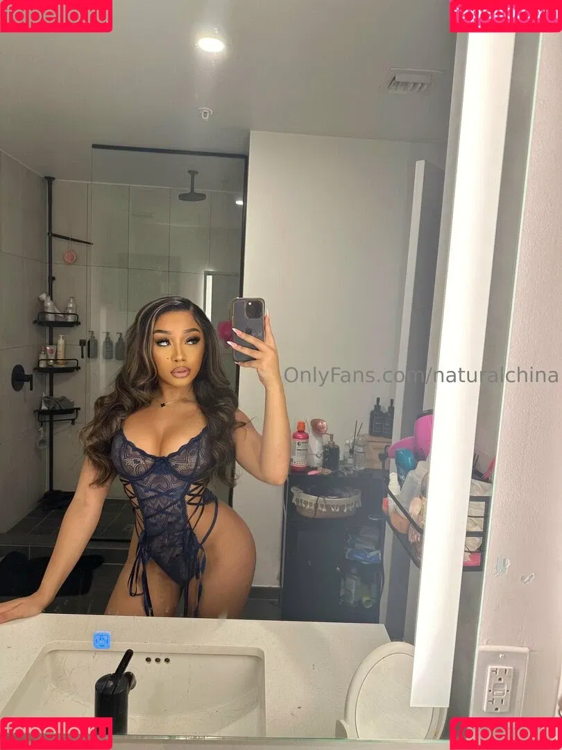 Bubble Booty / Naturalchina Onlyfans Photo Gallery 