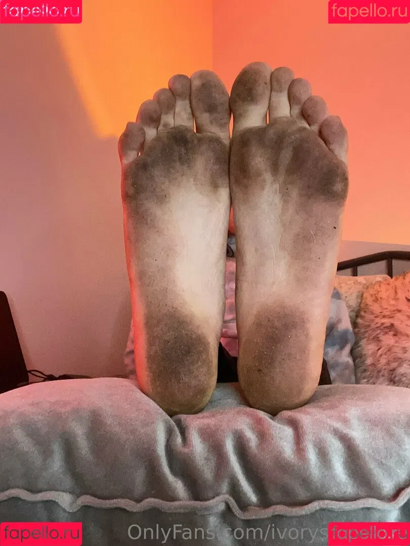 ivory.soles.x / ivorysolesfree Onlyfans Photo Gallery 