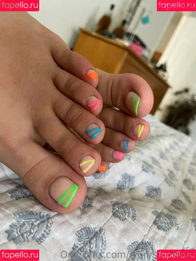 ivory.soles.x / ivorysolesfree Onlyfans Photo Gallery 