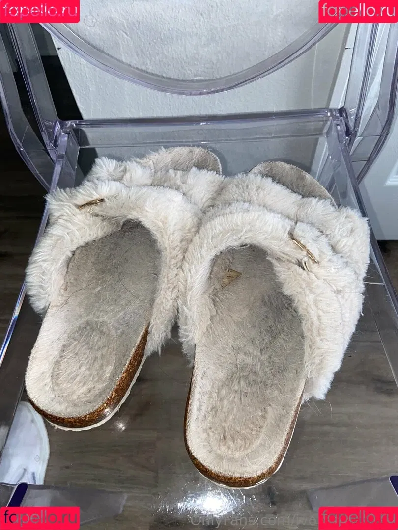 ivory.soles.x / ivorysolesfree Onlyfans Photo Gallery 