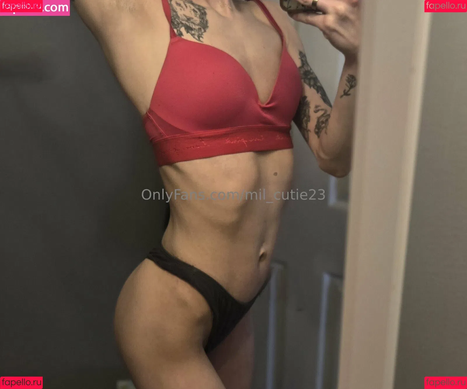 mil_cutie23 Onlyfans Photo Gallery 