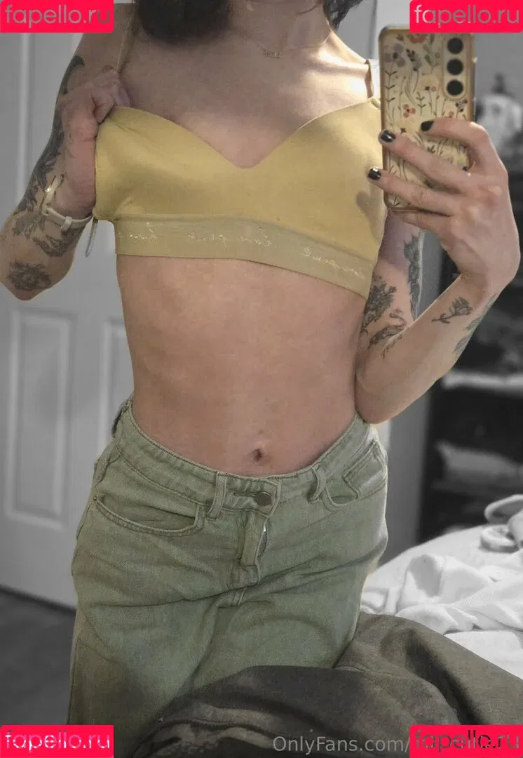 mil_cutie23 Onlyfans Photo Gallery 