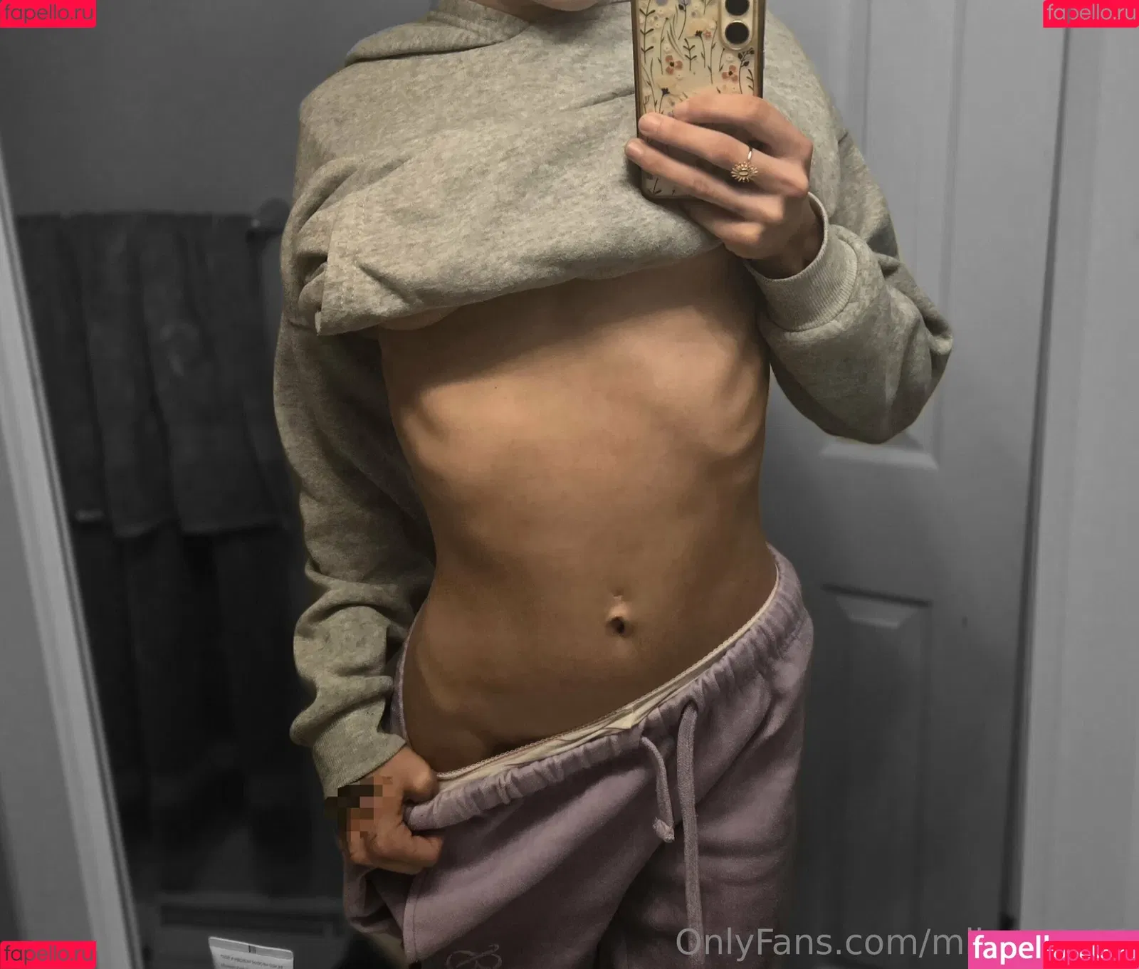 mil_cutie23 Onlyfans Photo Gallery 