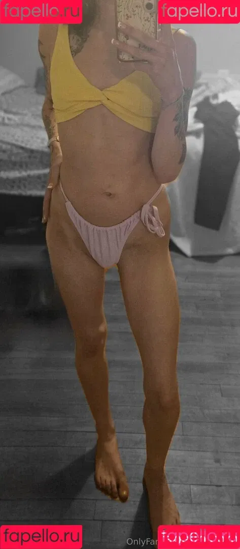 mil_cutie23 Onlyfans Photo Gallery 