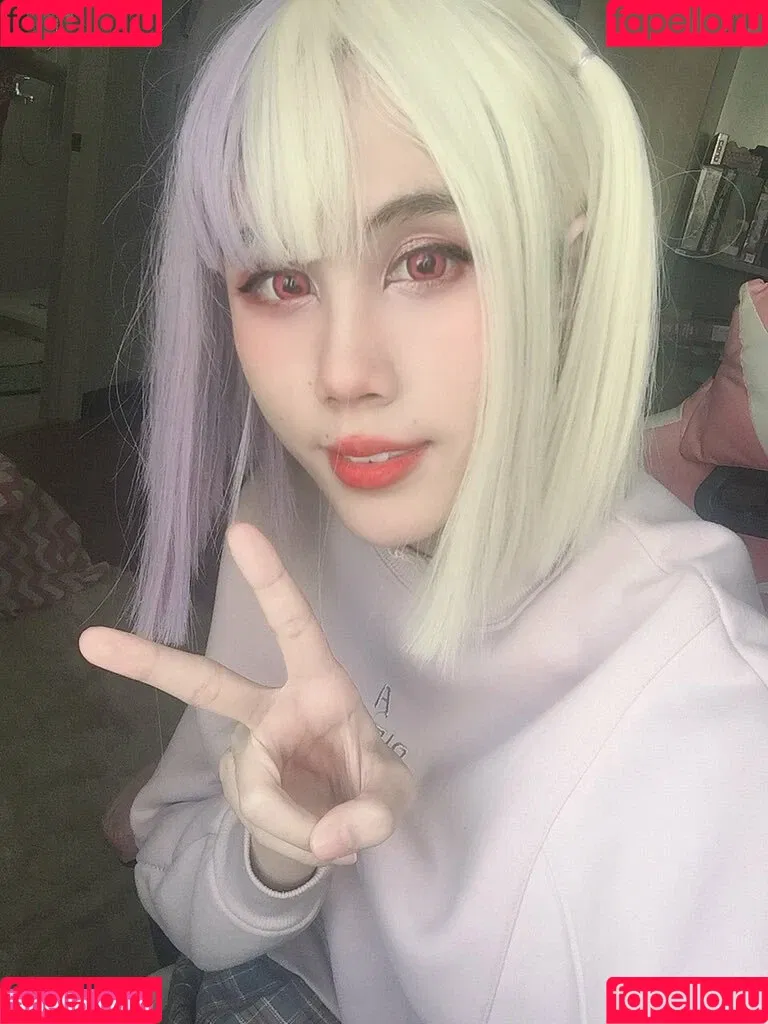 Kura Onee-san / kurasushi_usa / lewdgami Onlyfans Photo Gallery 