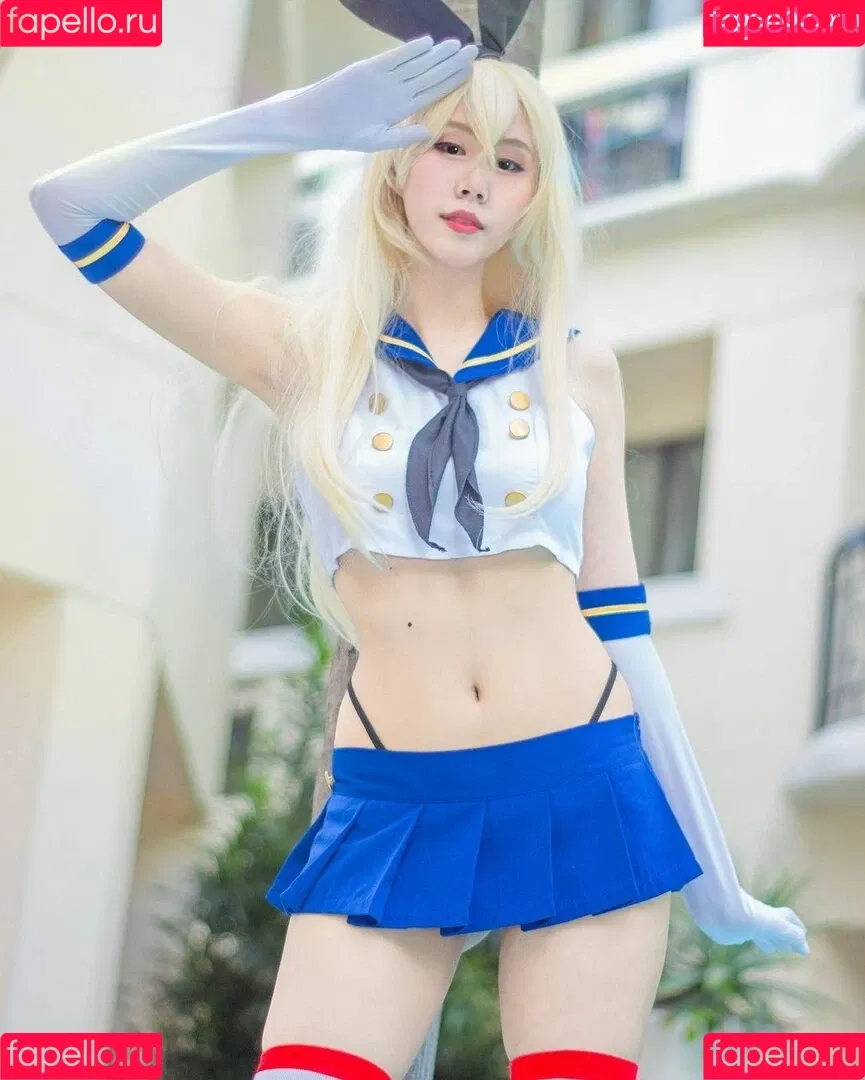 Kura Onee-san / kurasushi_usa / lewdgami Onlyfans Photo Gallery 