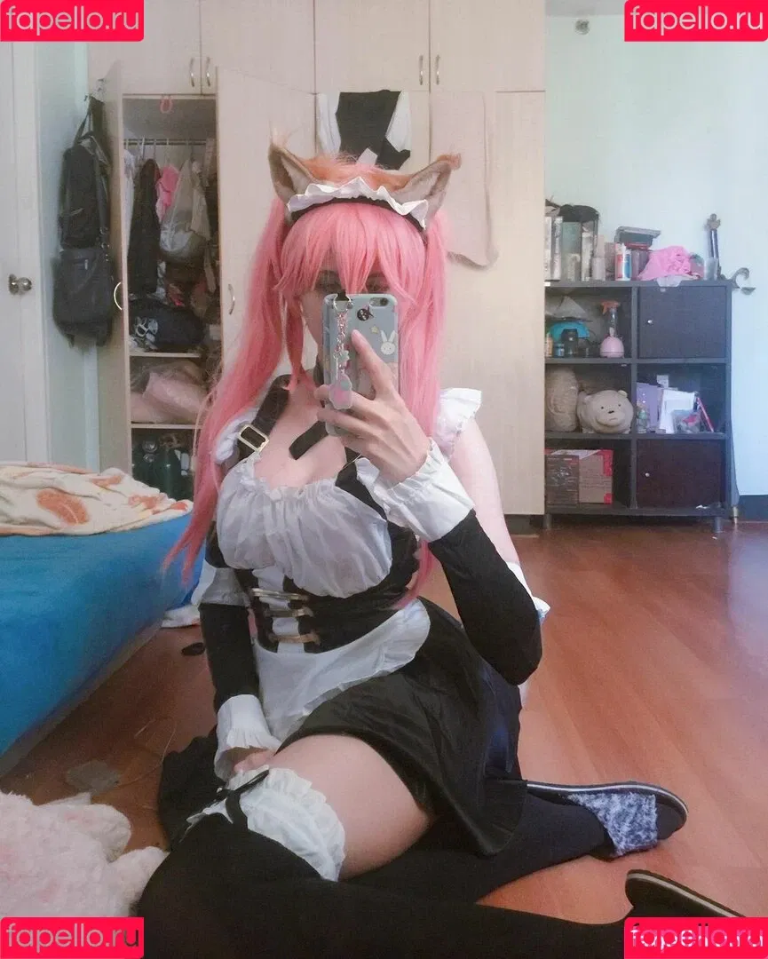 Kura Onee-san / kurasushi_usa / lewdgami Onlyfans Photo Gallery 