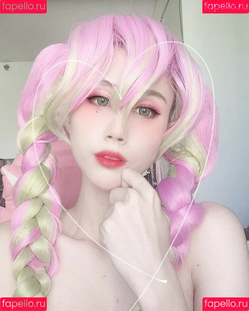 Kura Onee-san / kurasushi_usa / lewdgami Onlyfans Photo Gallery 