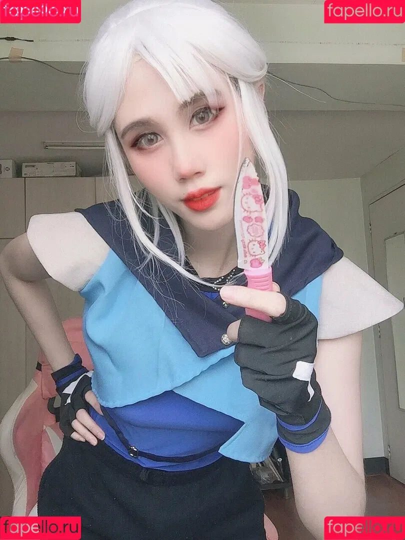 Kura Onee-san / kurasushi_usa / lewdgami Onlyfans Photo Gallery 