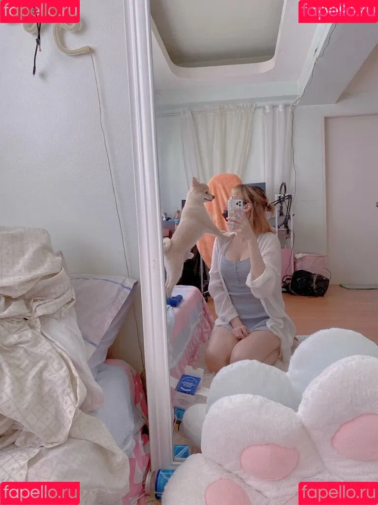 Kura Onee-san / kurasushi_usa / lewdgami Onlyfans Photo Gallery 