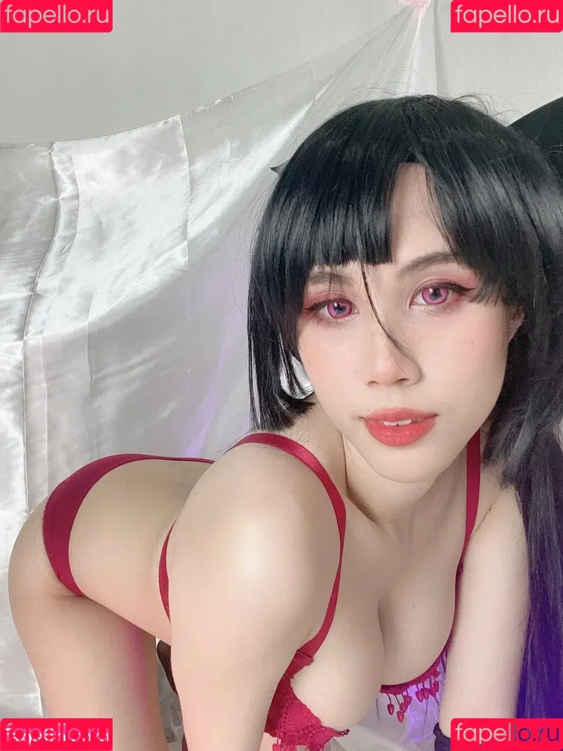 Kura Onee-san / kurasushi_usa / lewdgami Onlyfans Photo Gallery 