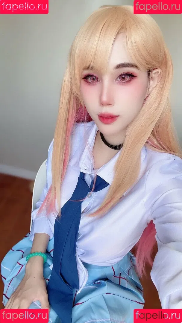 Kura Onee-san / kurasushi_usa / lewdgami Onlyfans Photo Gallery 