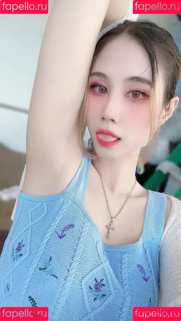 Kura Onee-san / kurasushi_usa / lewdgami Onlyfans Photo Gallery 