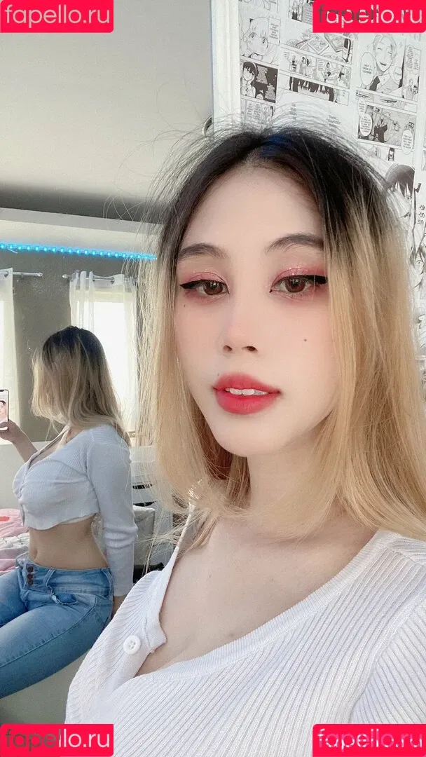 Kura Onee-san / kurasushi_usa / lewdgami Onlyfans Photo Gallery 