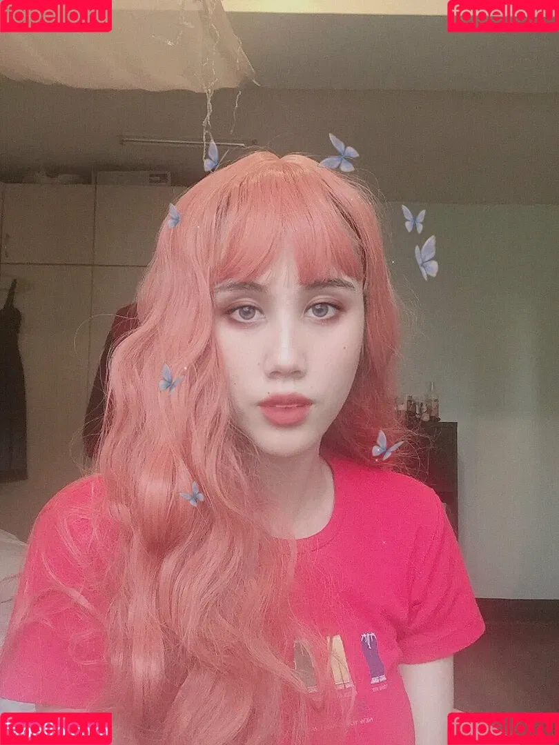 Kura Onee-san / kurasushi_usa / lewdgami Onlyfans Photo Gallery 