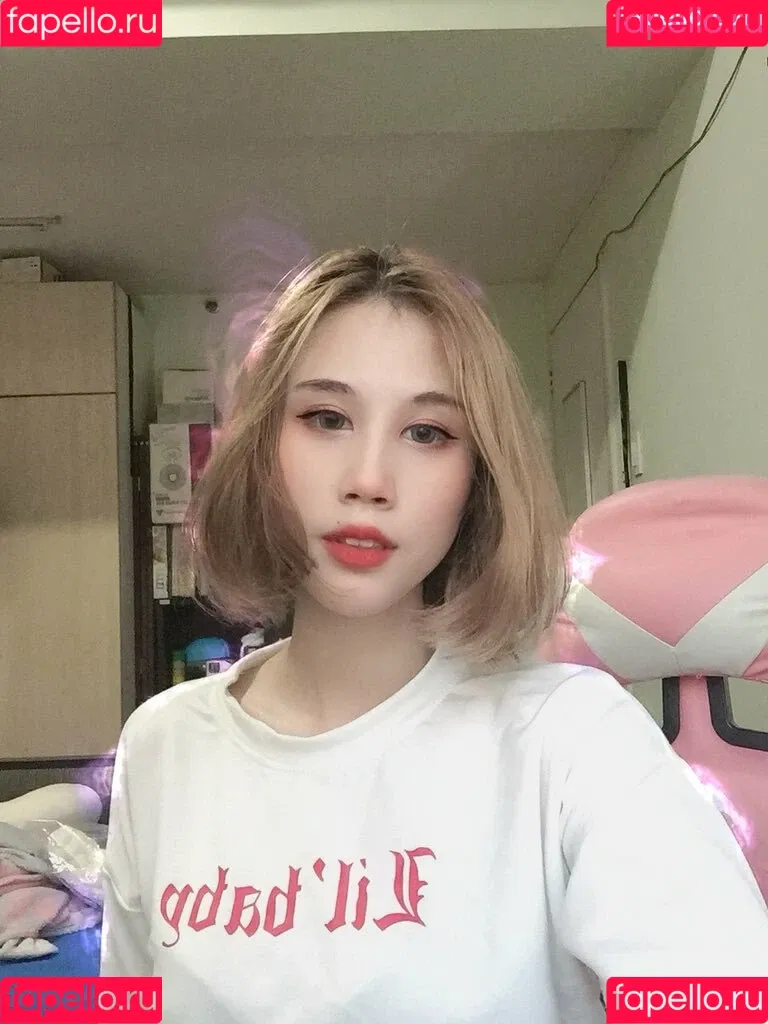 Kura Onee-san / kurasushi_usa / lewdgami Onlyfans Photo Gallery 