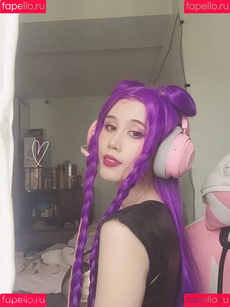 Kura Onee-san / kurasushi_usa / lewdgami Onlyfans Photo Gallery 