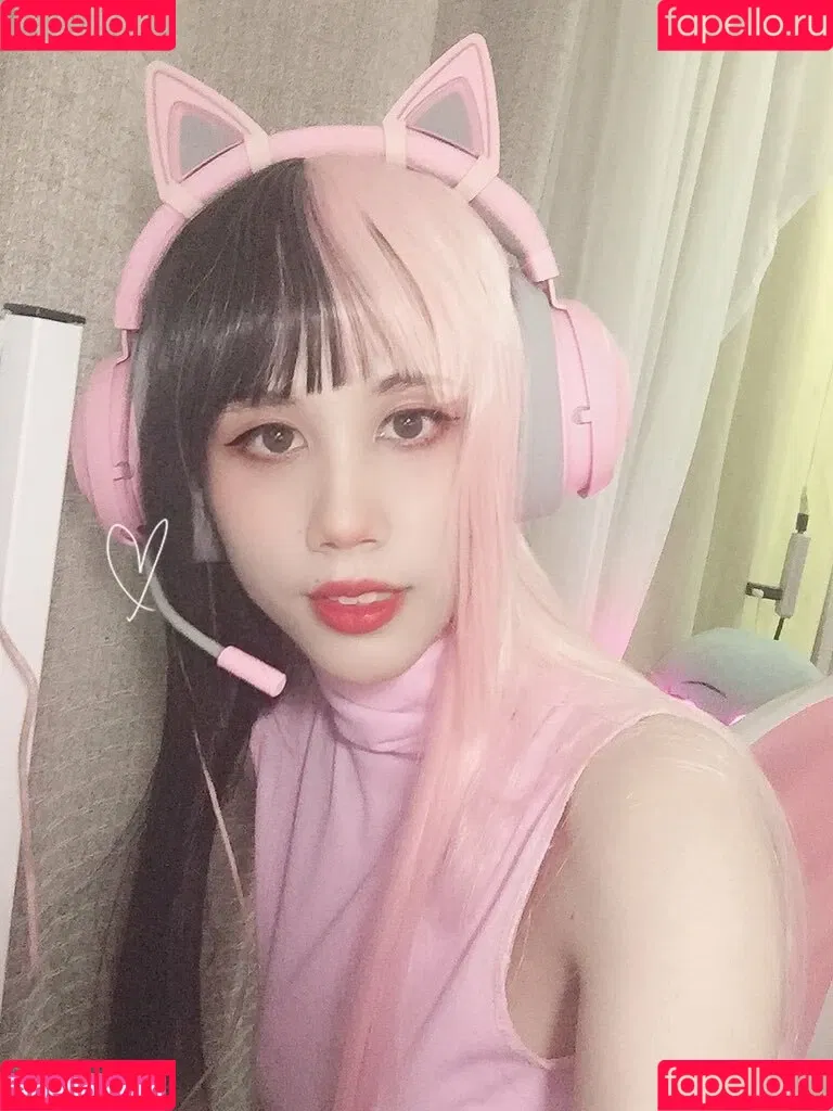 Kura Onee-san / kurasushi_usa / lewdgami Onlyfans Photo Gallery 