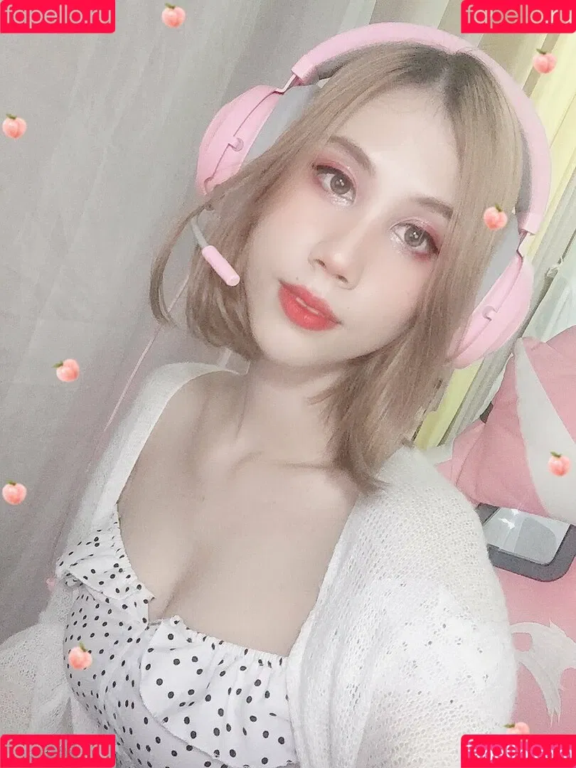 Kura Onee-san / kurasushi_usa / lewdgami Onlyfans Photo Gallery 