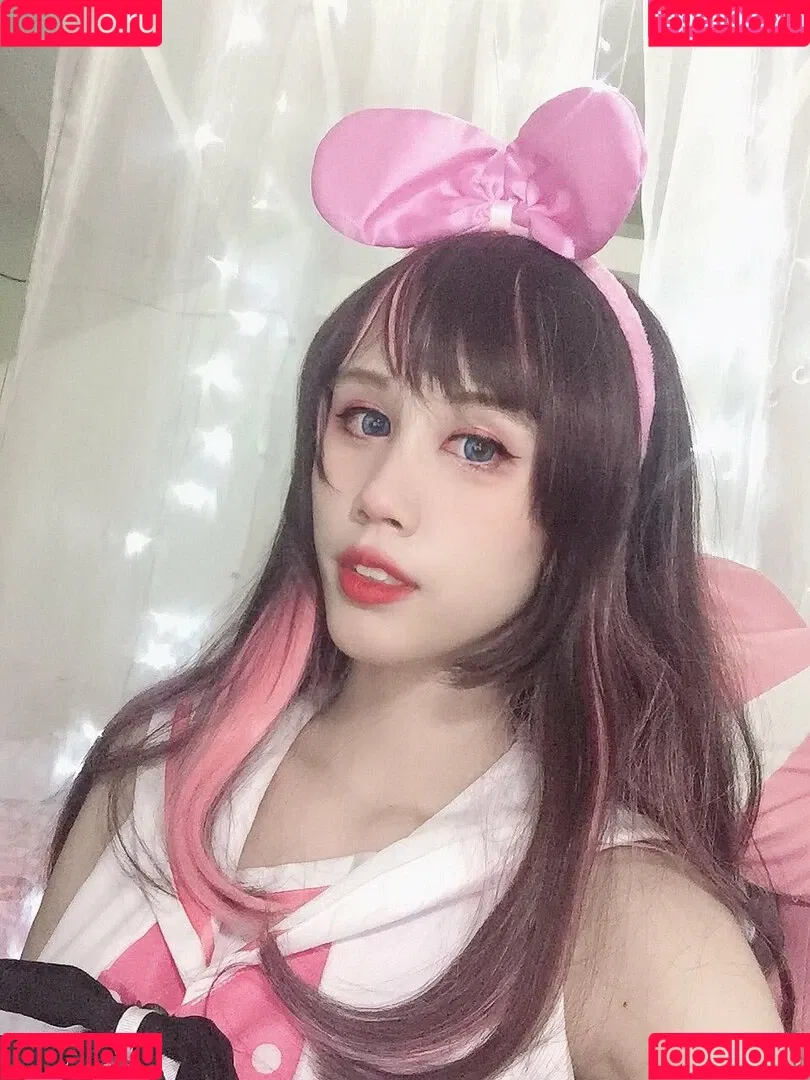 Kura Onee-san / kurasushi_usa / lewdgami Onlyfans Photo Gallery 