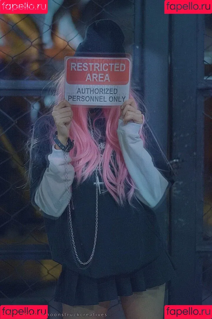 Kura Onee-san / kurasushi_usa / lewdgami Onlyfans Photo Gallery 