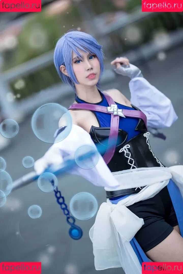 Kura Onee-san / kurasushi_usa / lewdgami Onlyfans Photo Gallery 