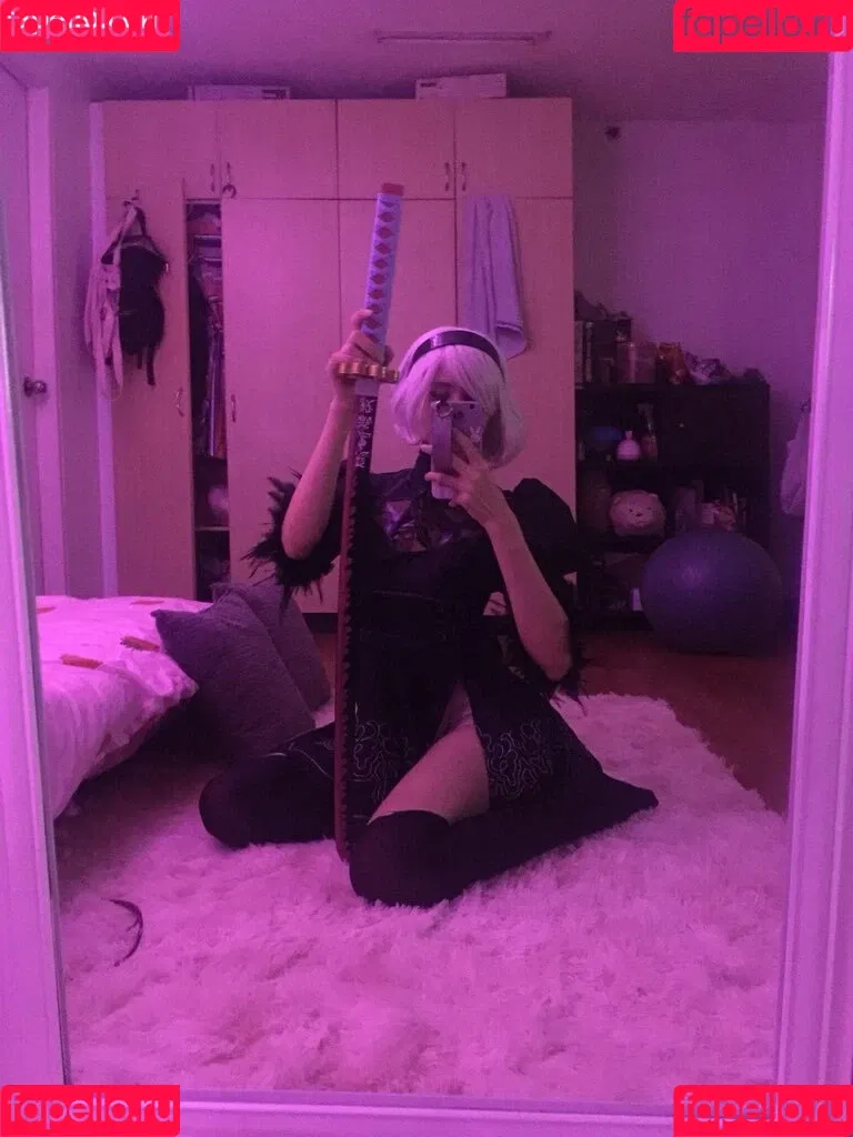 Kura Onee-san / kurasushi_usa / lewdgami Onlyfans Photo Gallery 