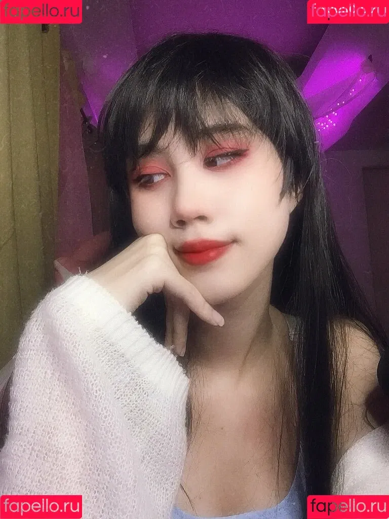 Kura Onee-san / kurasushi_usa / lewdgami Onlyfans Photo Gallery 