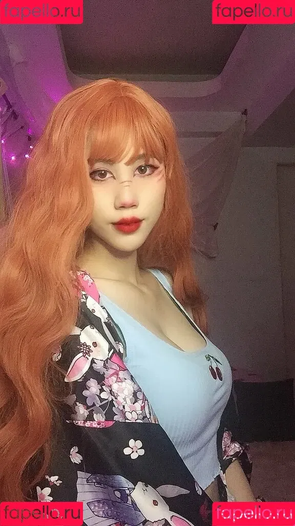 Kura Onee-san / kurasushi_usa / lewdgami Onlyfans Photo Gallery 