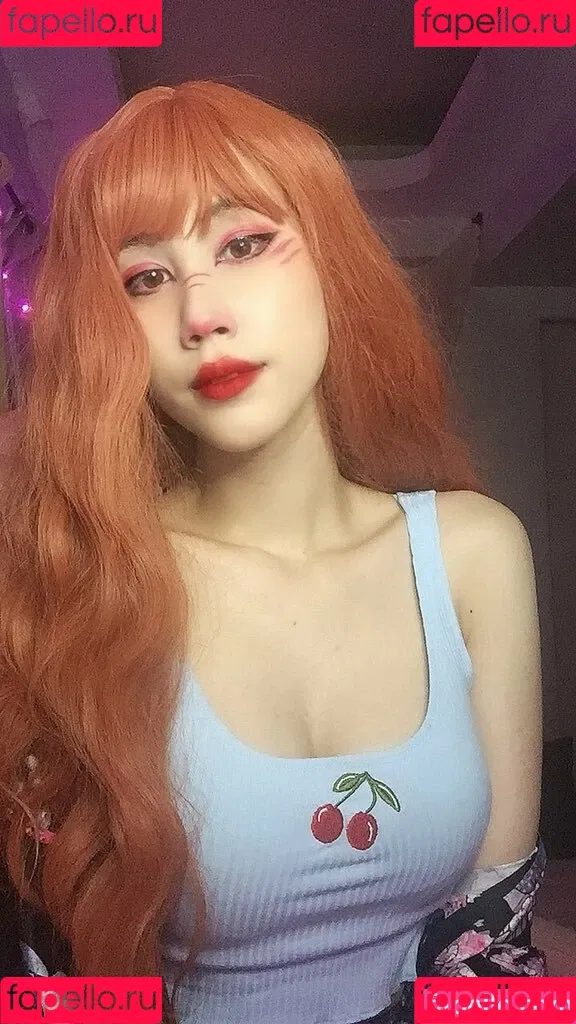 Kura Onee-san / kurasushi_usa / lewdgami Onlyfans Photo Gallery 