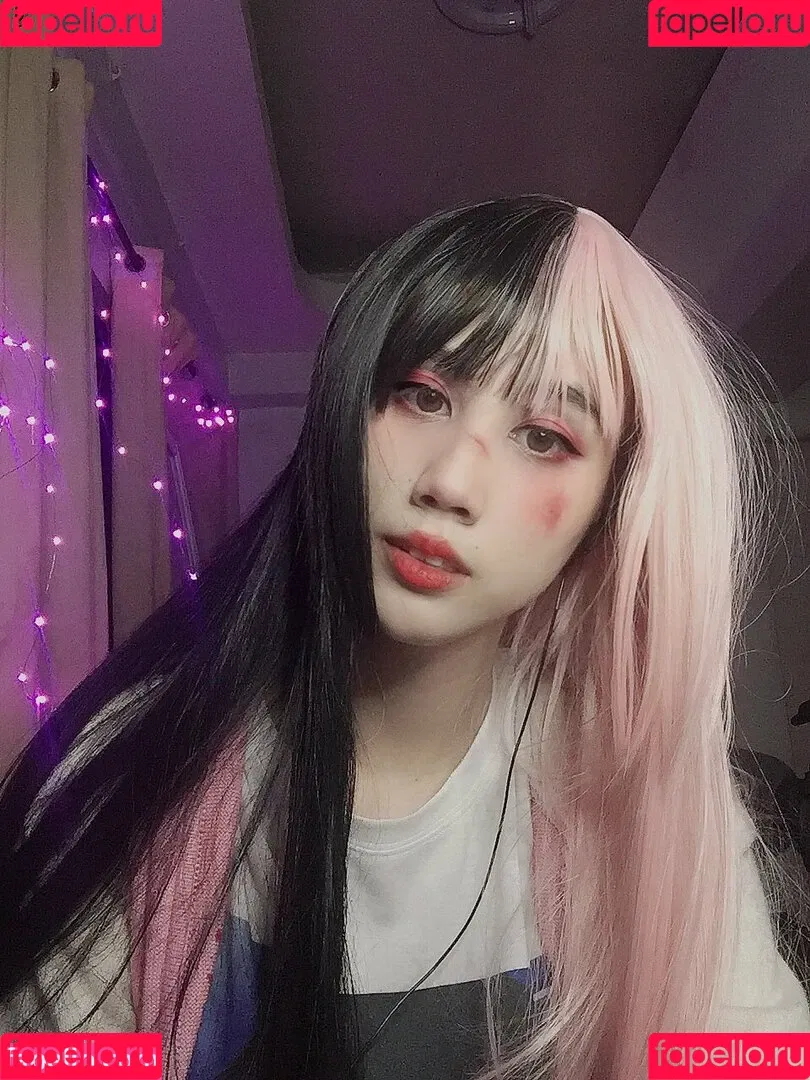 Kura Onee-san / kurasushi_usa / lewdgami Onlyfans Photo Gallery 