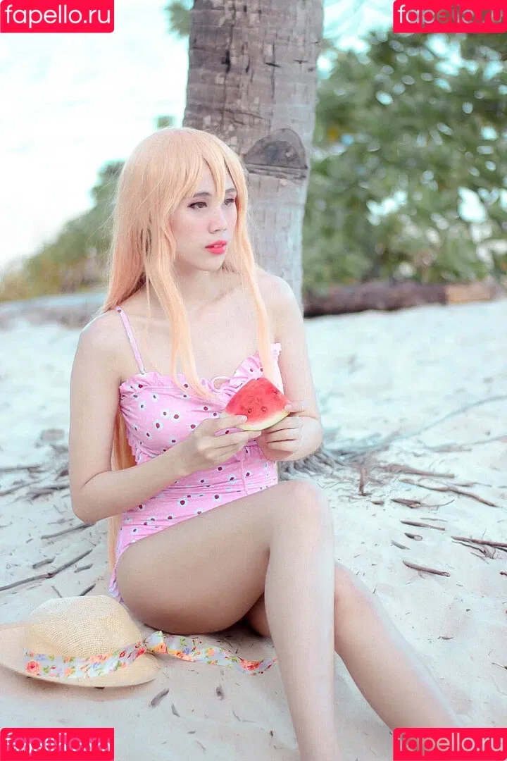 Kura Onee-san / kurasushi_usa / lewdgami Onlyfans Photo Gallery 