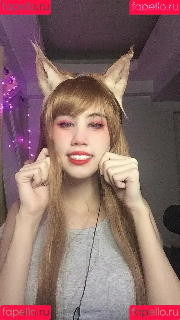 Kura Onee-san / kurasushi_usa / lewdgami Onlyfans Photo Gallery 