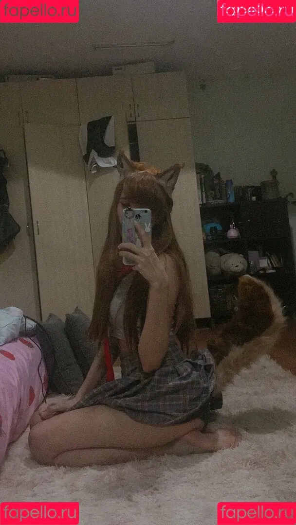 Kura Onee-san / kurasushi_usa / lewdgami Onlyfans Photo Gallery 