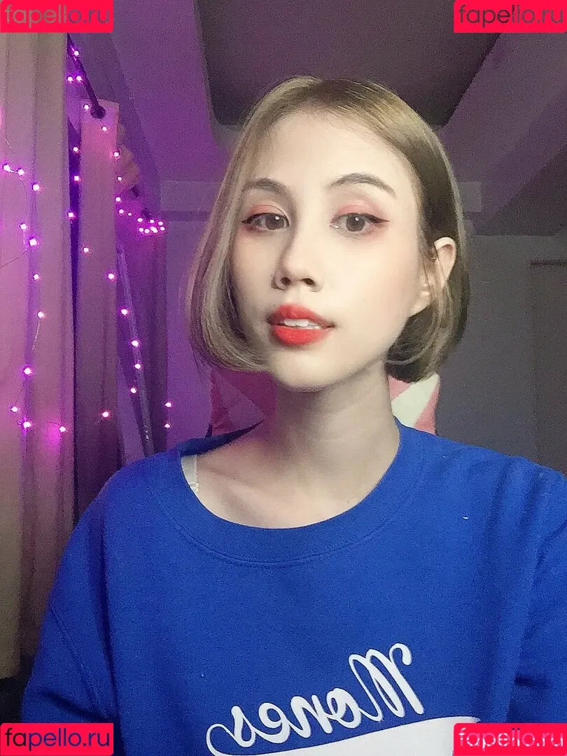 Kura Onee-san / kurasushi_usa / lewdgami Onlyfans Photo Gallery 