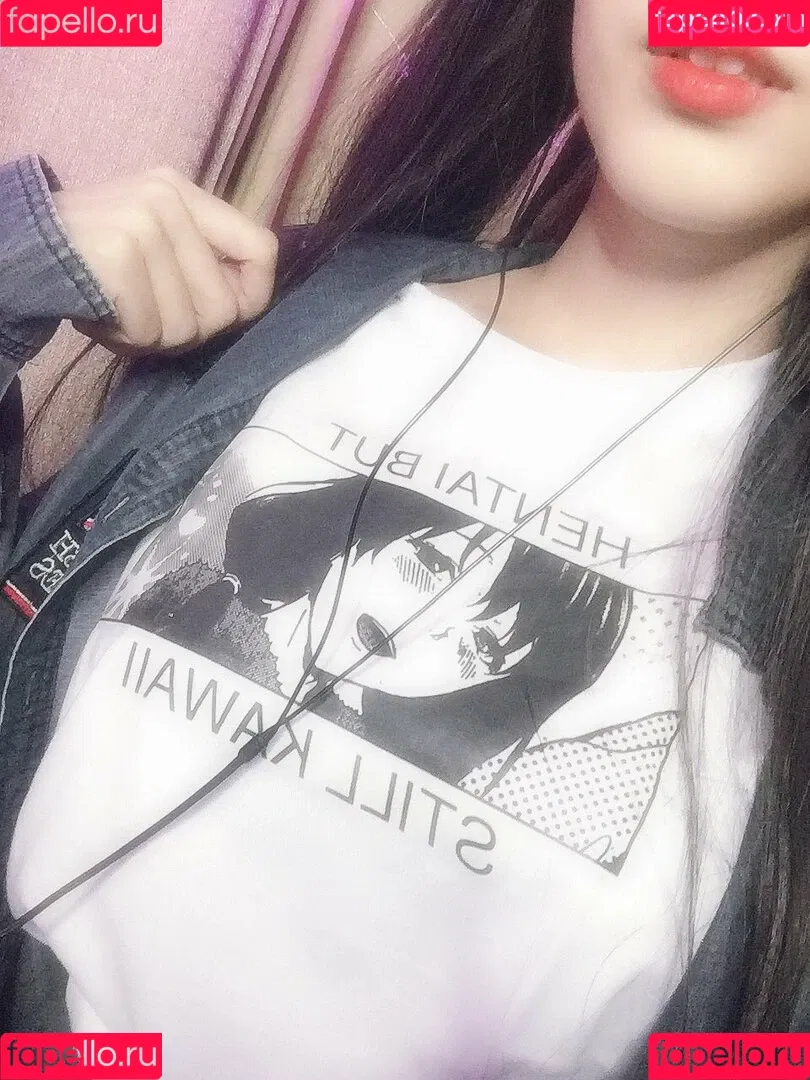 Kura Onee-san / kurasushi_usa / lewdgami Onlyfans Photo Gallery 