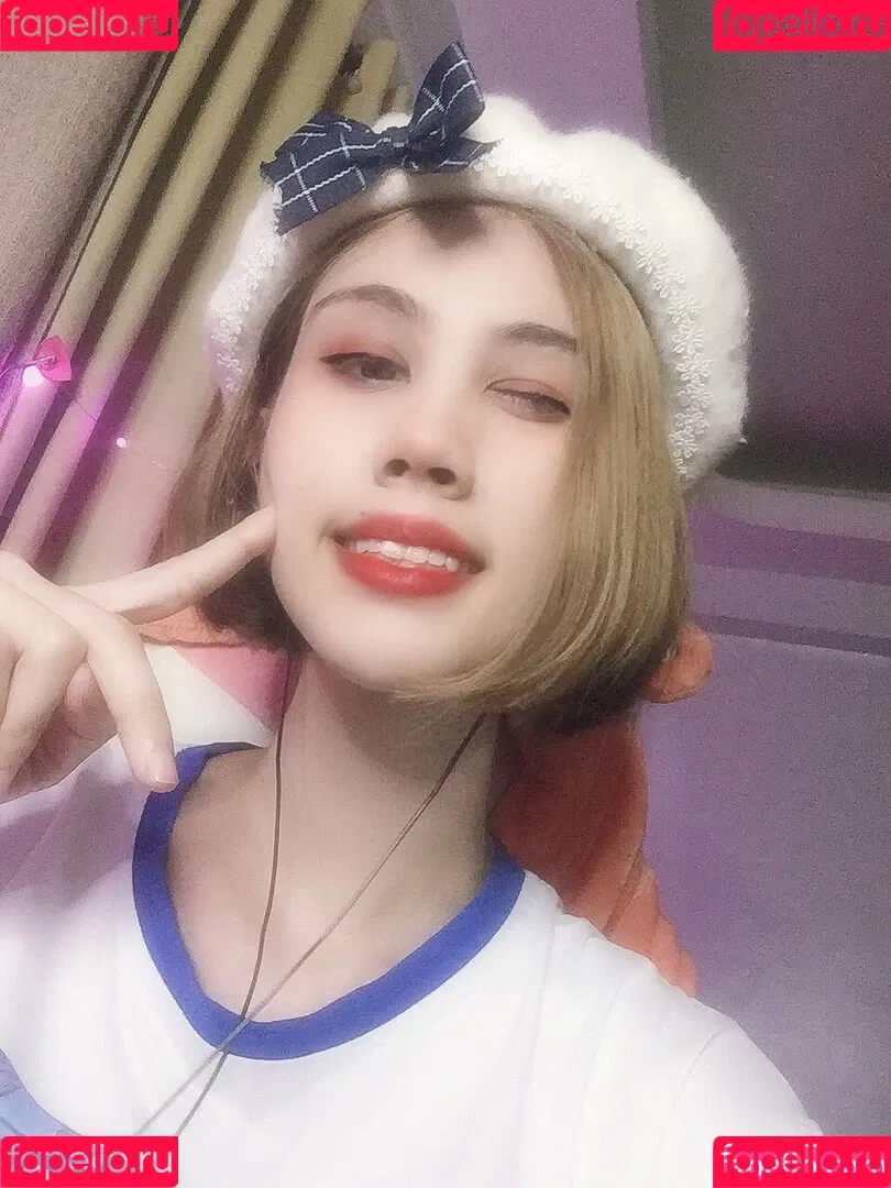 Kura Onee-san / kurasushi_usa / lewdgami Onlyfans Photo Gallery 