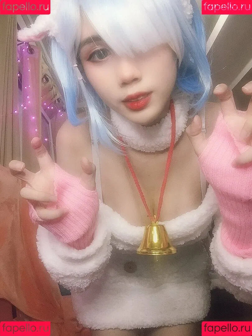 Kura Onee-san / kurasushi_usa / lewdgami Onlyfans Photo Gallery 