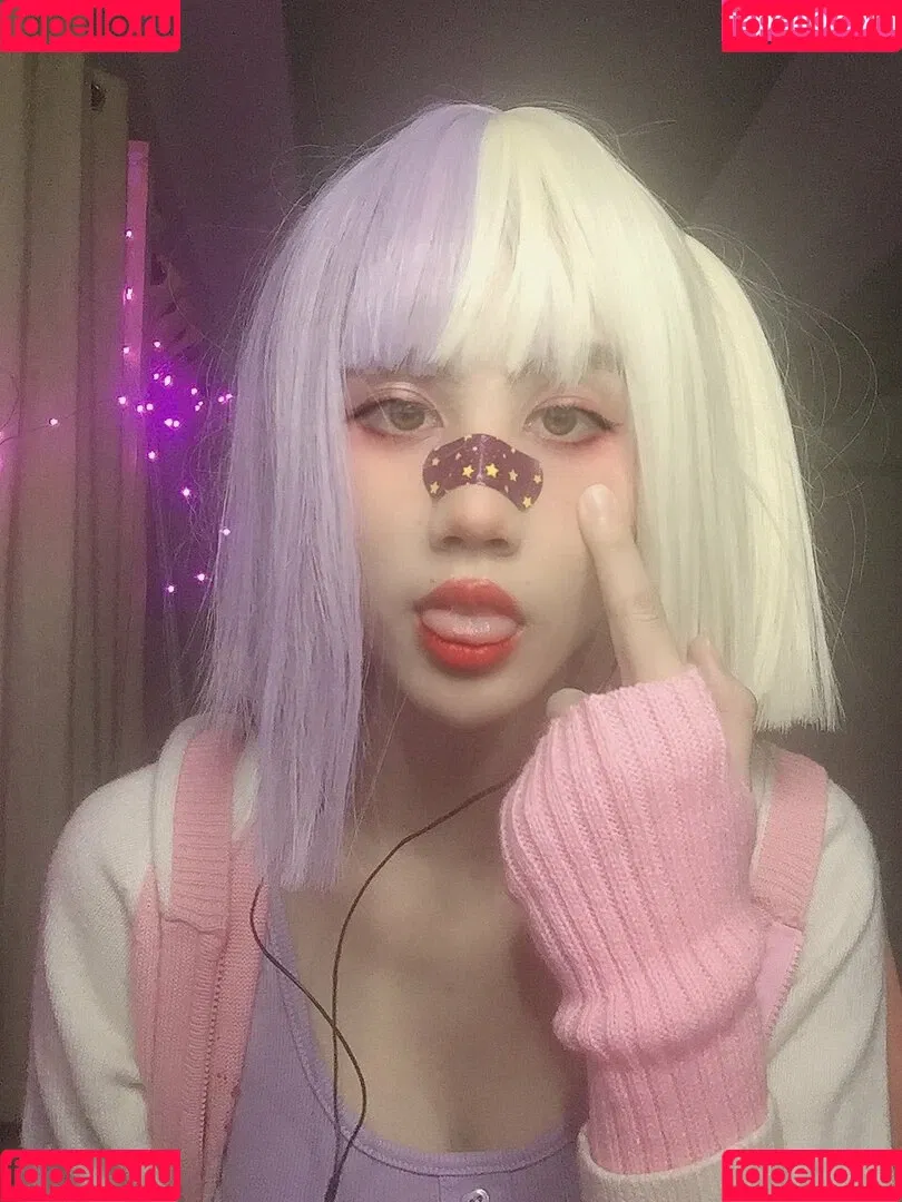 Kura Onee-san / kurasushi_usa / lewdgami Onlyfans Photo Gallery 