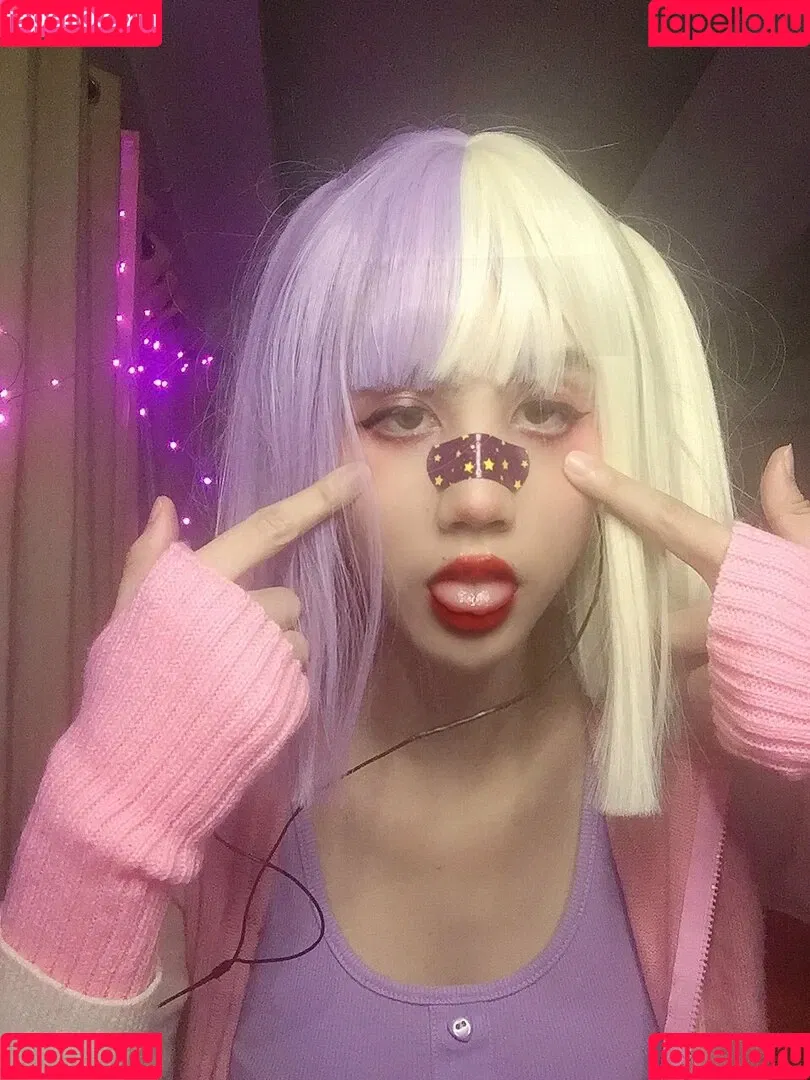 Kura Onee-san / kurasushi_usa / lewdgami Onlyfans Photo Gallery 