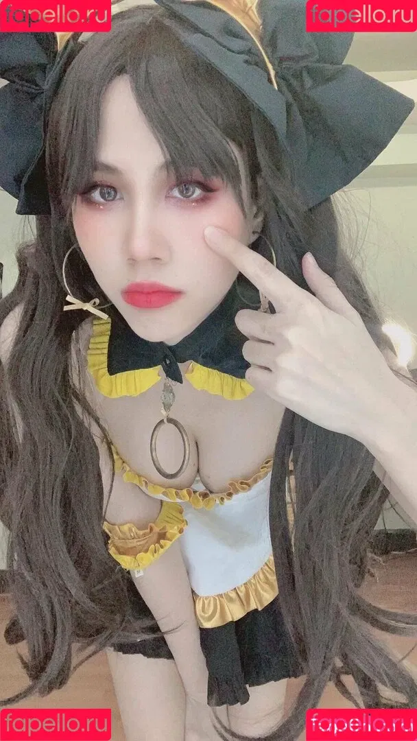 Kura Onee-san / kurasushi_usa / lewdgami Onlyfans Photo Gallery 