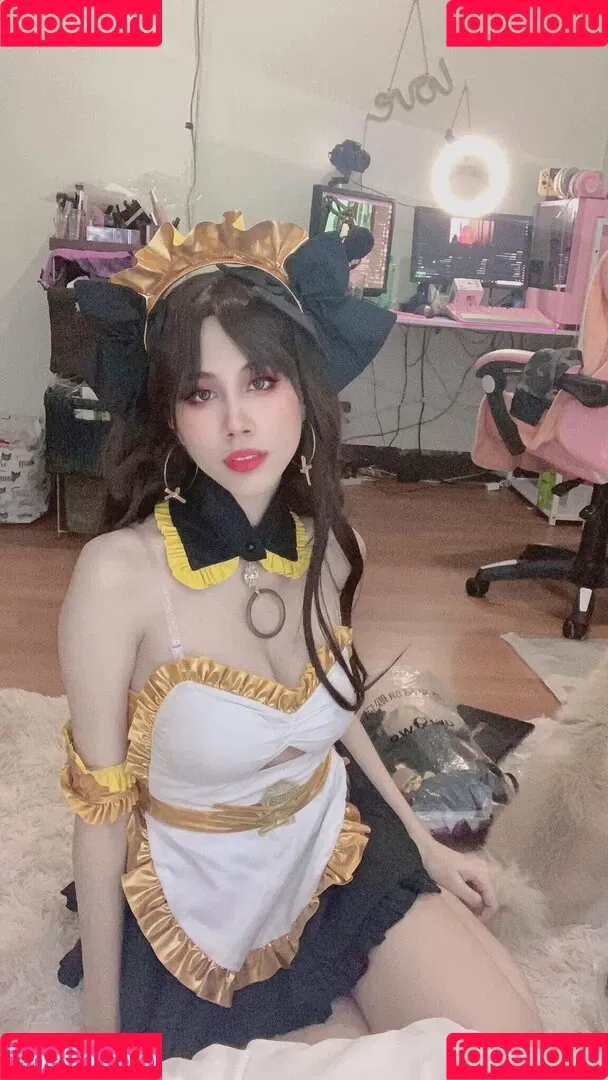 Kura Onee-san / kurasushi_usa / lewdgami Onlyfans Photo Gallery 