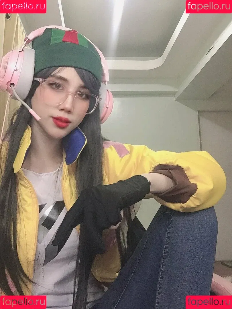 Kura Onee-san / kurasushi_usa / lewdgami Onlyfans Photo Gallery 