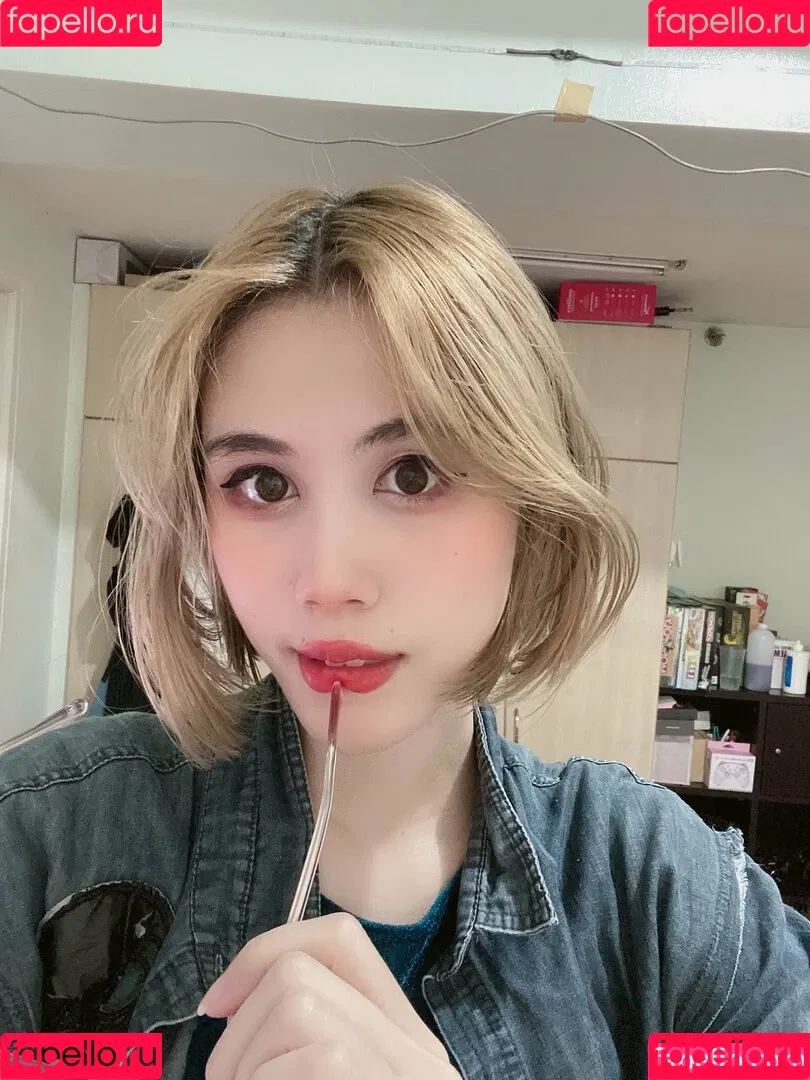 Kura Onee-san / kurasushi_usa / lewdgami Onlyfans Photo Gallery 