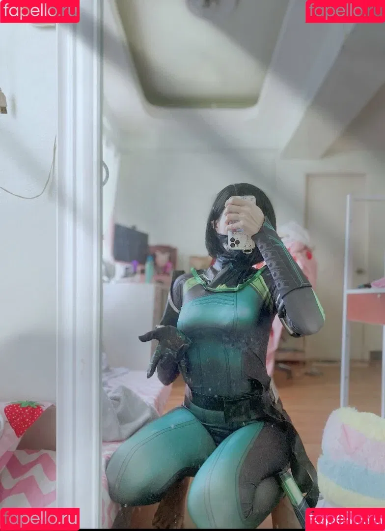 Kura Onee-san / kurasushi_usa / lewdgami Onlyfans Photo Gallery 