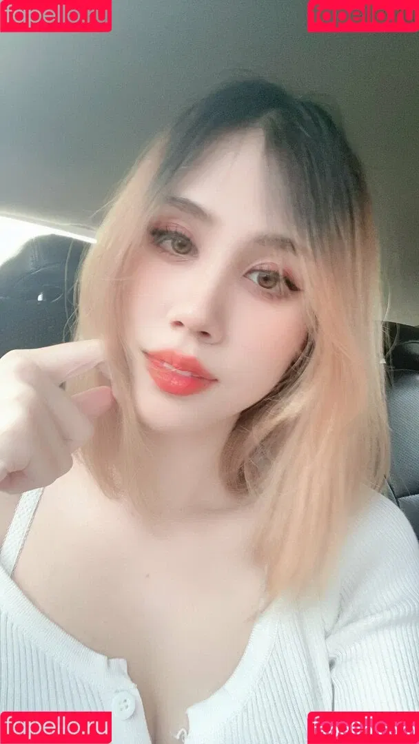 Kura Onee-san / kurasushi_usa / lewdgami Onlyfans Photo Gallery 