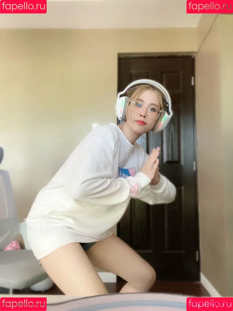 Kura Onee-san / kurasushi_usa / lewdgami Onlyfans Photo Gallery 