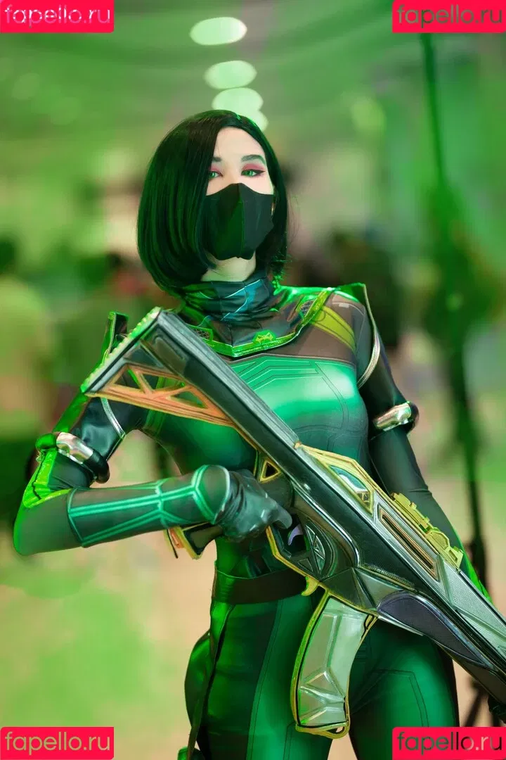 Kura Onee-san / kurasushi_usa / lewdgami Onlyfans Photo Gallery 