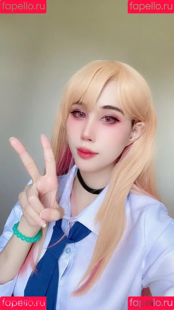 Kura Onee-san / kurasushi_usa / lewdgami Onlyfans Photo Gallery 