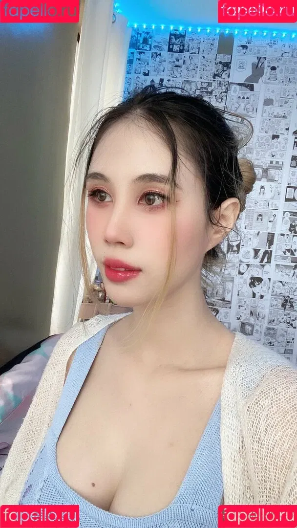 Kura Onee-san / kurasushi_usa / lewdgami Onlyfans Photo Gallery 